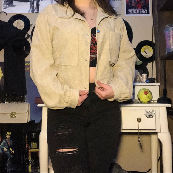 cropped button up jacket! - Picture 2 of 3